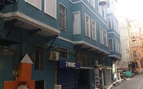 Taxim Hostel (Adults Only)